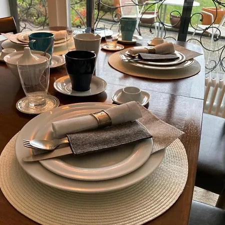 Schoenes In Guter Lage In Aalen/unterkochen Homestay Unterkochen